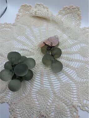 Vtg 1960s Pink Glass Grape Cluster w/ Leaves Retro MCM Fruit Decor Italy Style
